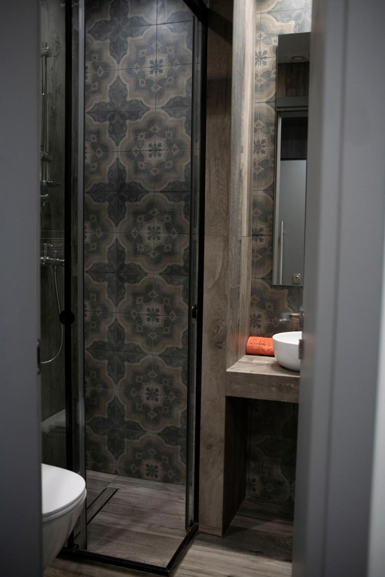 Rooster Suites Atene Esterno foto